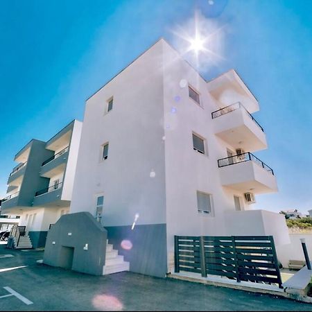 Vip Deluxe Apartment Arian Novaglia Esterno foto