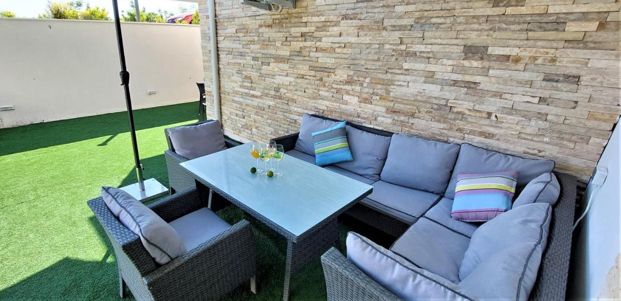 Vip Deluxe Apartment Arian Novaglia Esterno foto