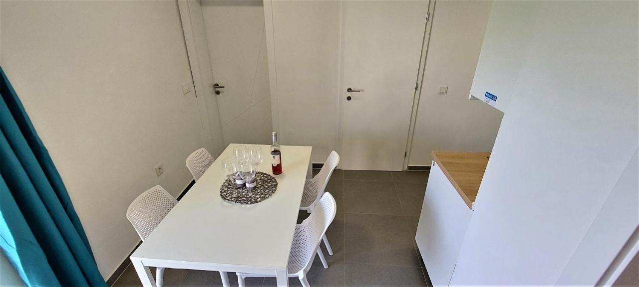 Vip Deluxe Apartment Arian Novaglia Esterno foto