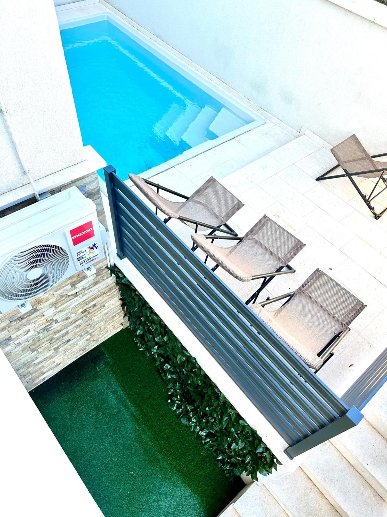 Vip Deluxe Apartment Arian Novaglia Esterno foto